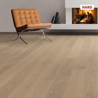 547567 Haro Parquet - Planche large à l'ancienne série 4000 - Chêne blanc clair Markant 4V brossé verni Naturadur